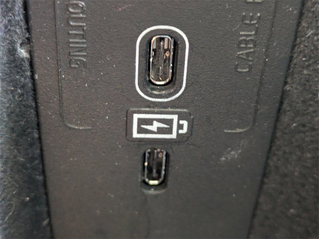 Certified 2023 Volvo XC60 B5 Plus w/ Climate Package image 23