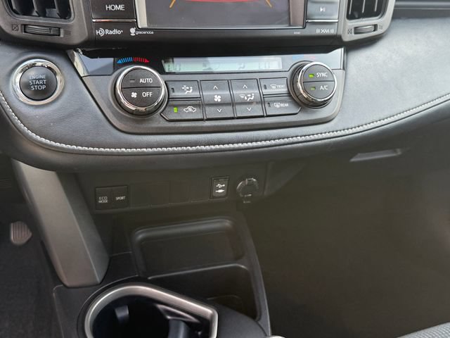 Used 2018 Toyota RAV4 XLE w/ Plus Extra Value Package FWD image 22