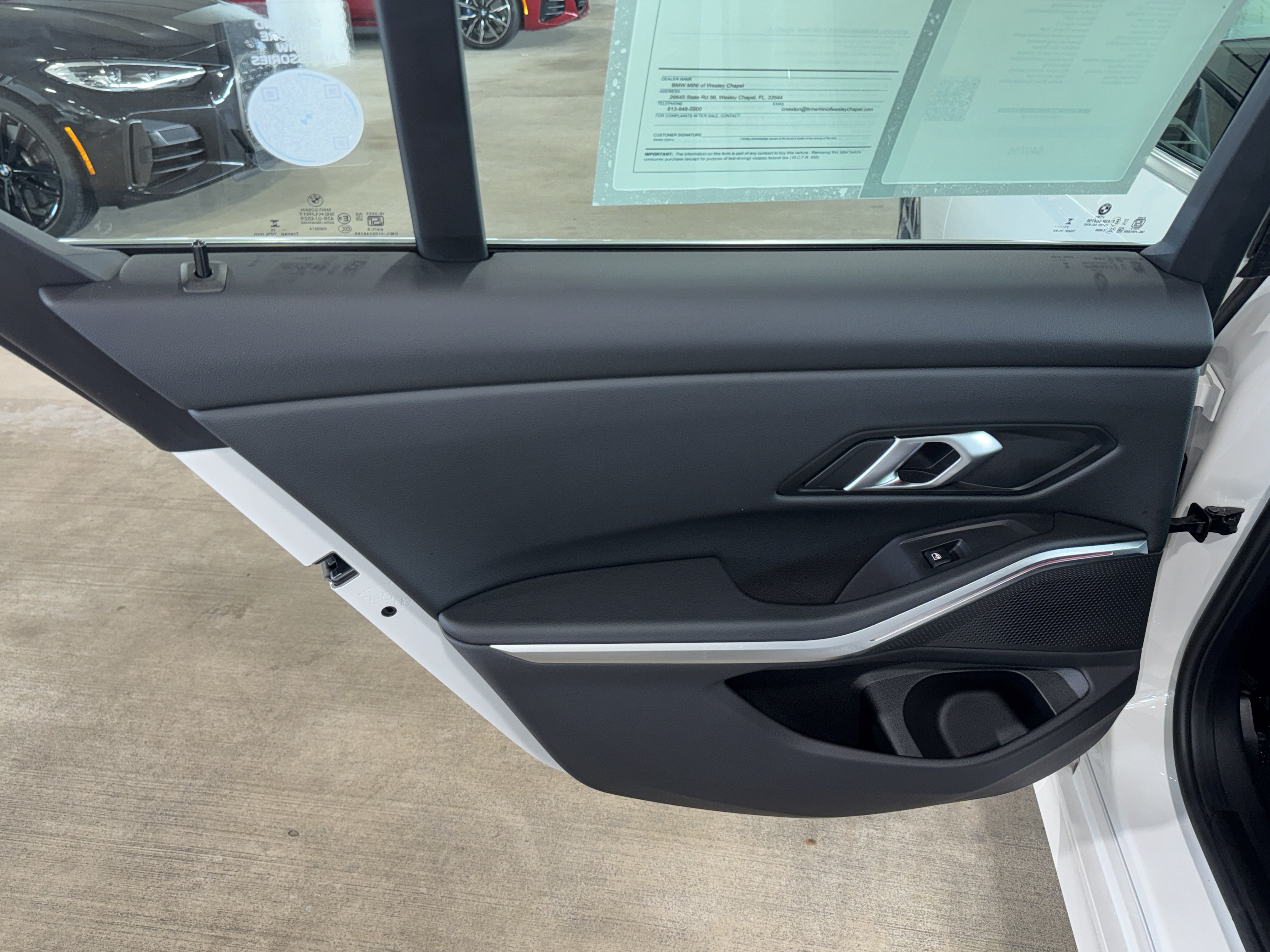 Used 2025 BMW 330i Sedan w/ Convenience Package RWD image 16