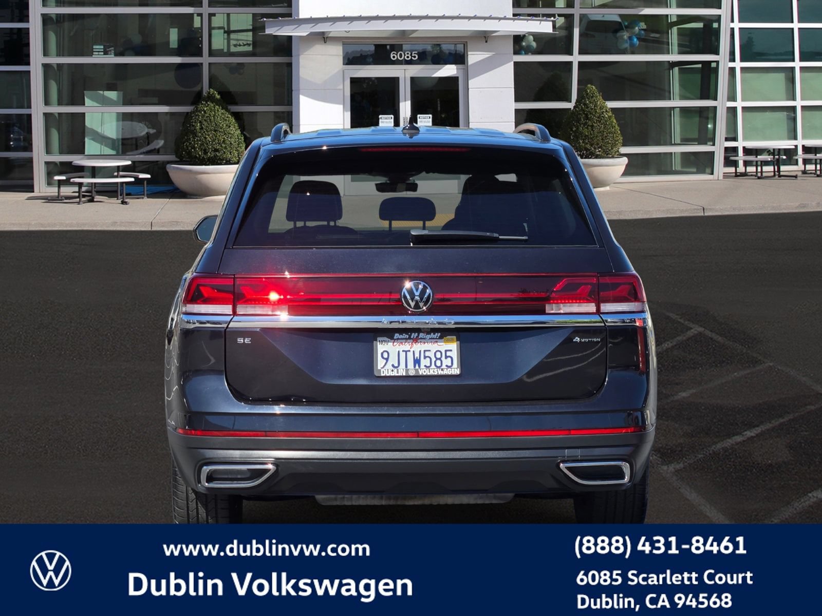 Used 2024 Volkswagen Atlas SE AWD/4WD image 5