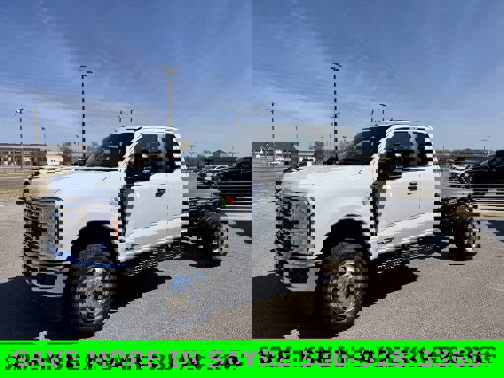 New 2025 Ford F350 XL w/ XL Chrome Package image 11