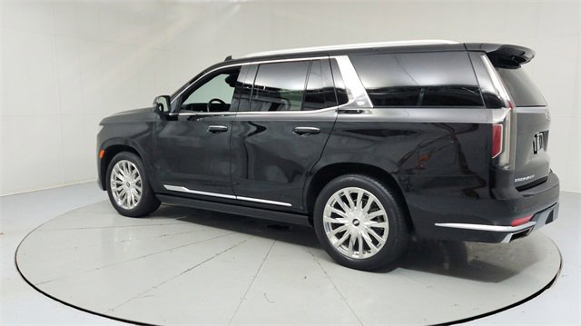 Certified 2023 Cadillac Escalade Premium Luxury w/ Performance Package image 3