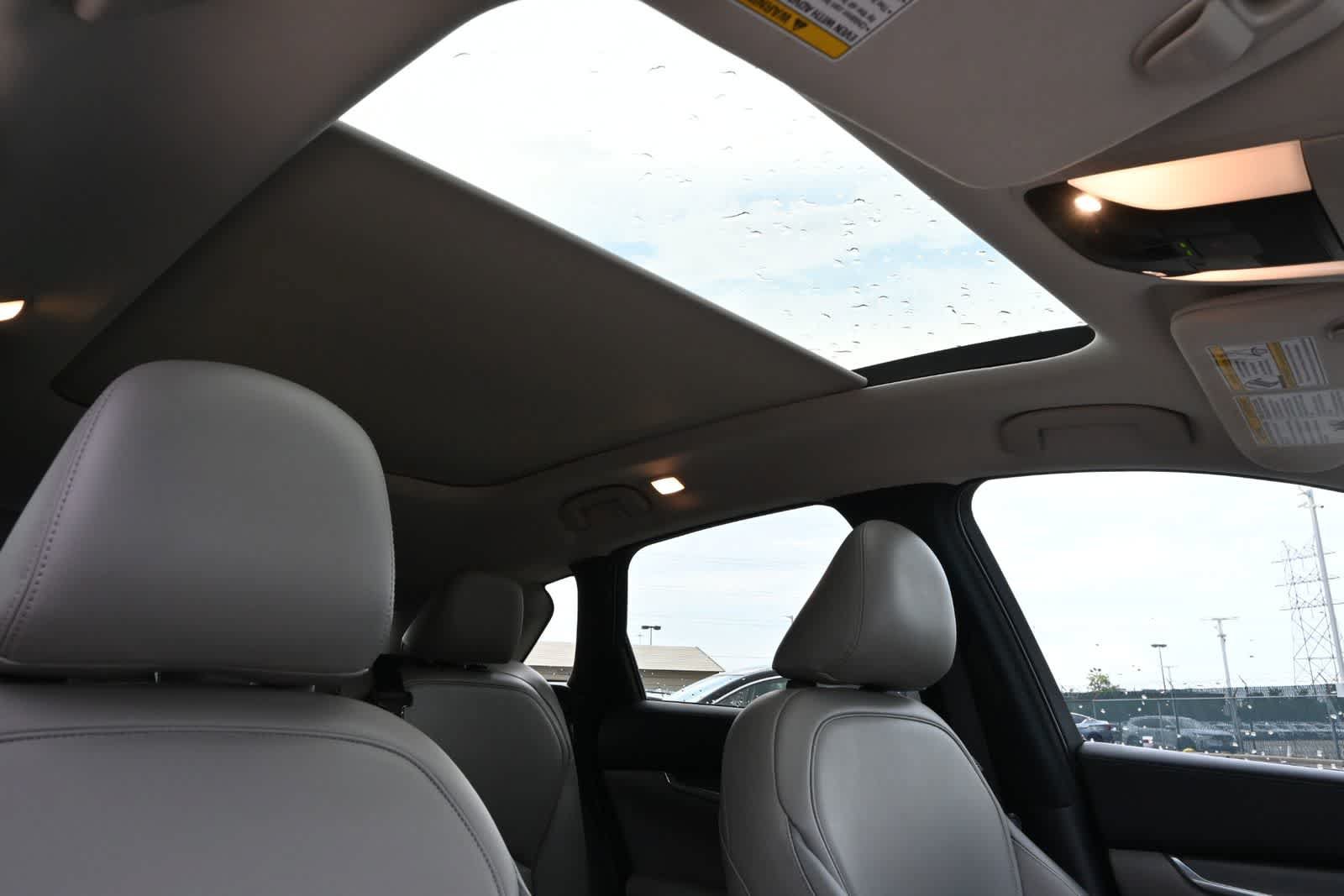 Used 2024 INFINITI QX50 Luxe FWD image 24
