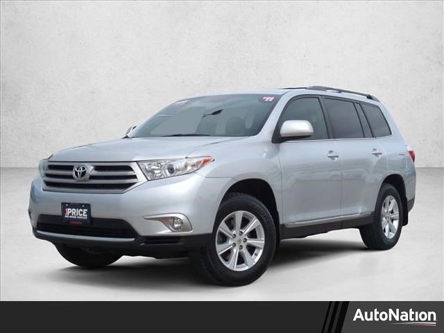 Used 2011 Toyota Highlander SE w/ Tow Pkg