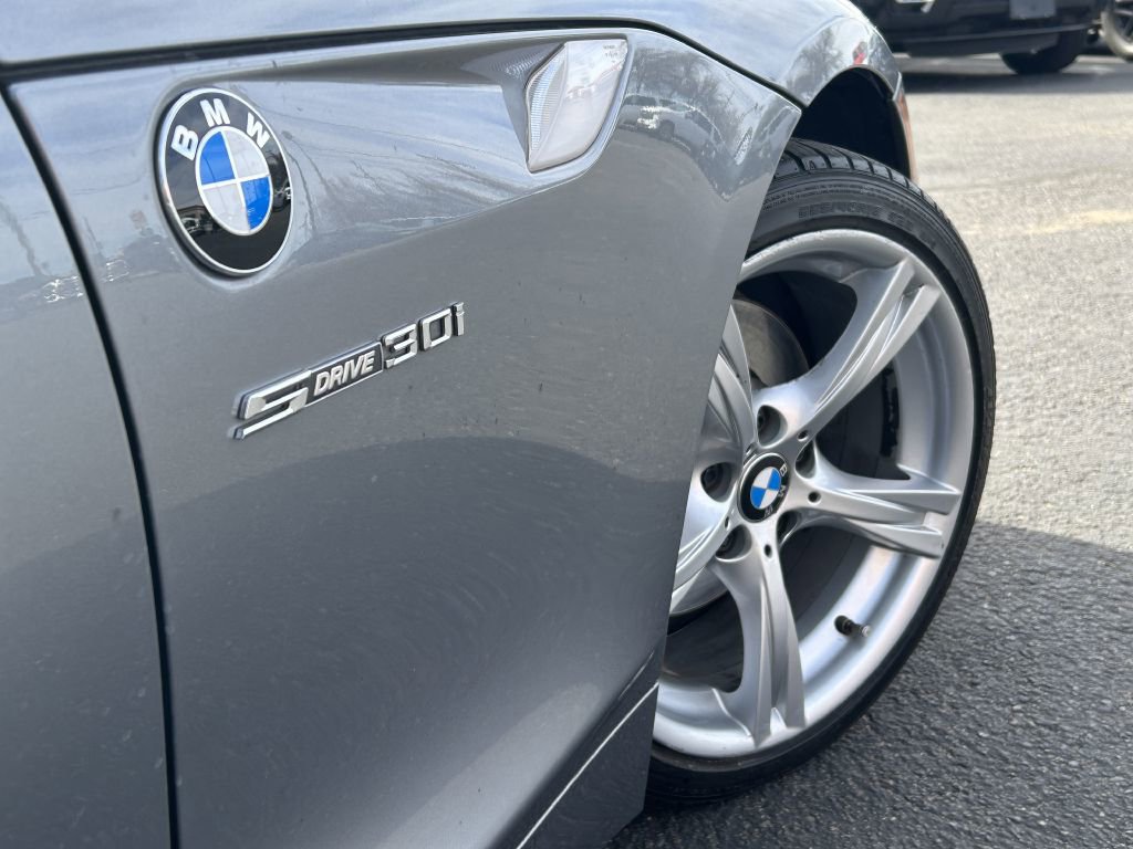 Used 2011 BMW Z4 sDrive30i w/ M Sport Pkg image 7
