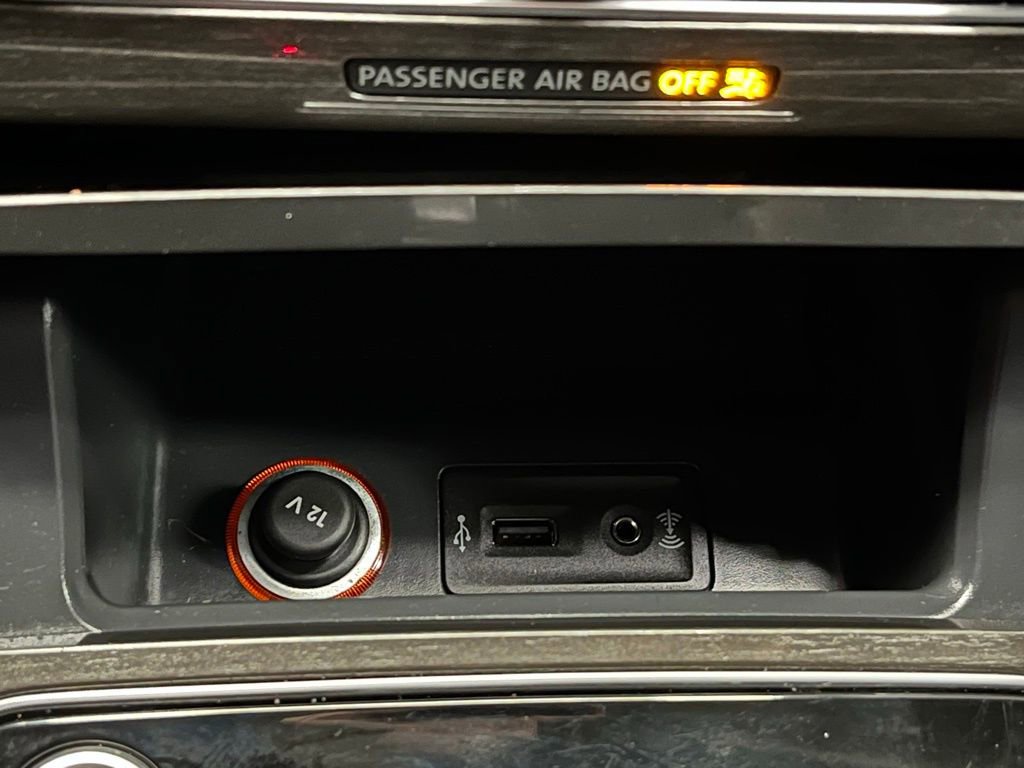 Used 2017 Volkswagen Passat 1.8T SE image 11