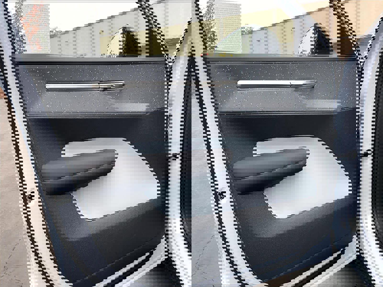 New 2026 Volvo EX30 Ultra w/ Climate Package image 24