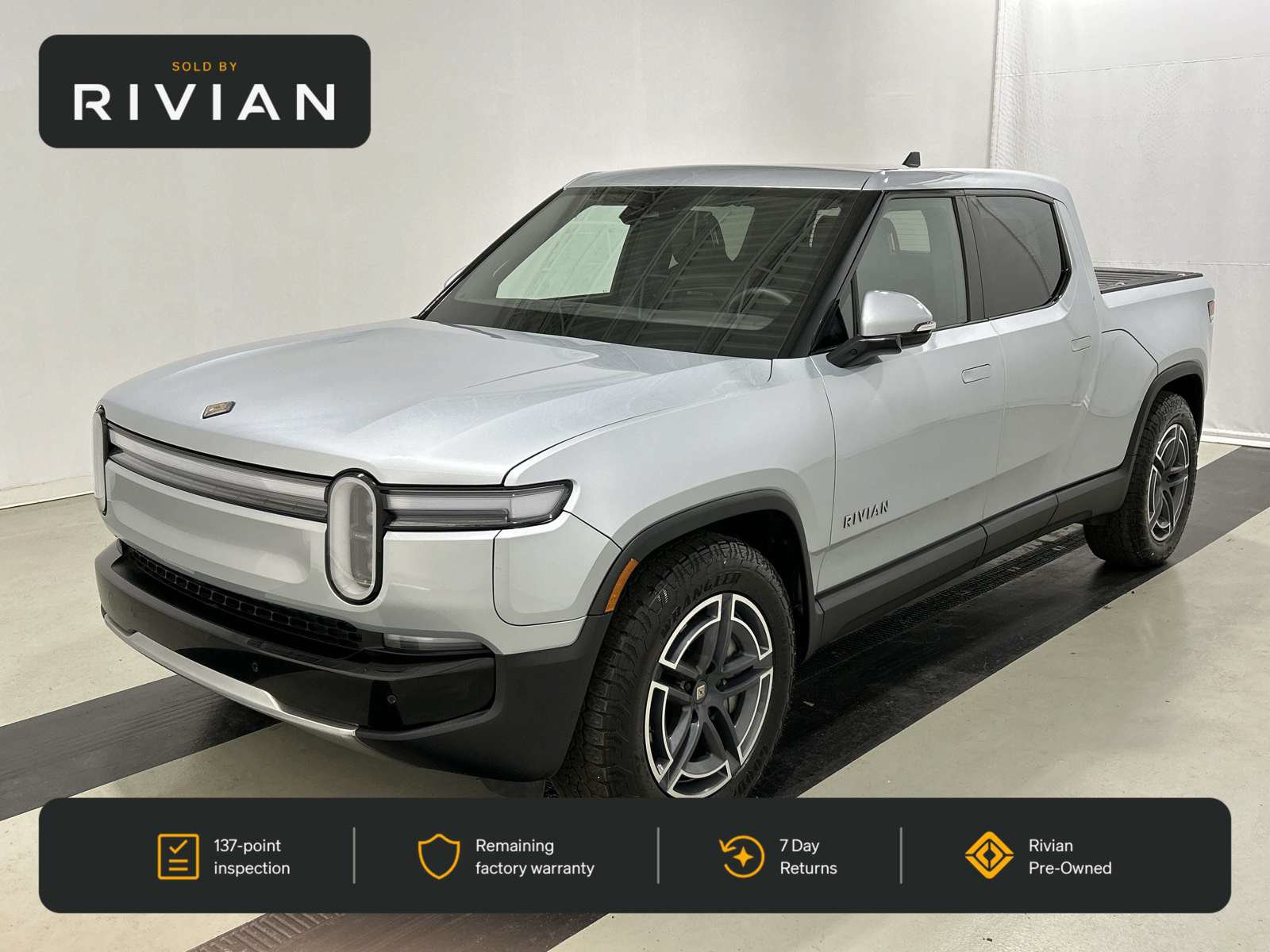 Used 2025 Rivian R1T Adventure Dual AWD/4WD image 1