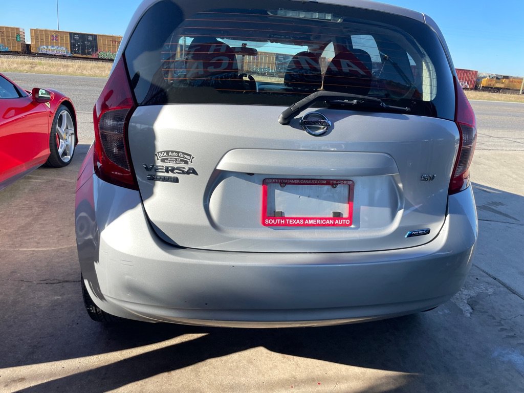 Used 2016 Nissan Versa Note SV FWD image 12