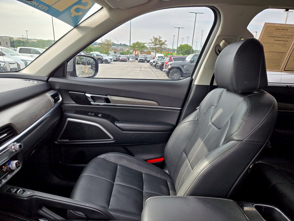 Used 2022 Kia Telluride EX w/ EX Premium Package AWD/4WD image 27