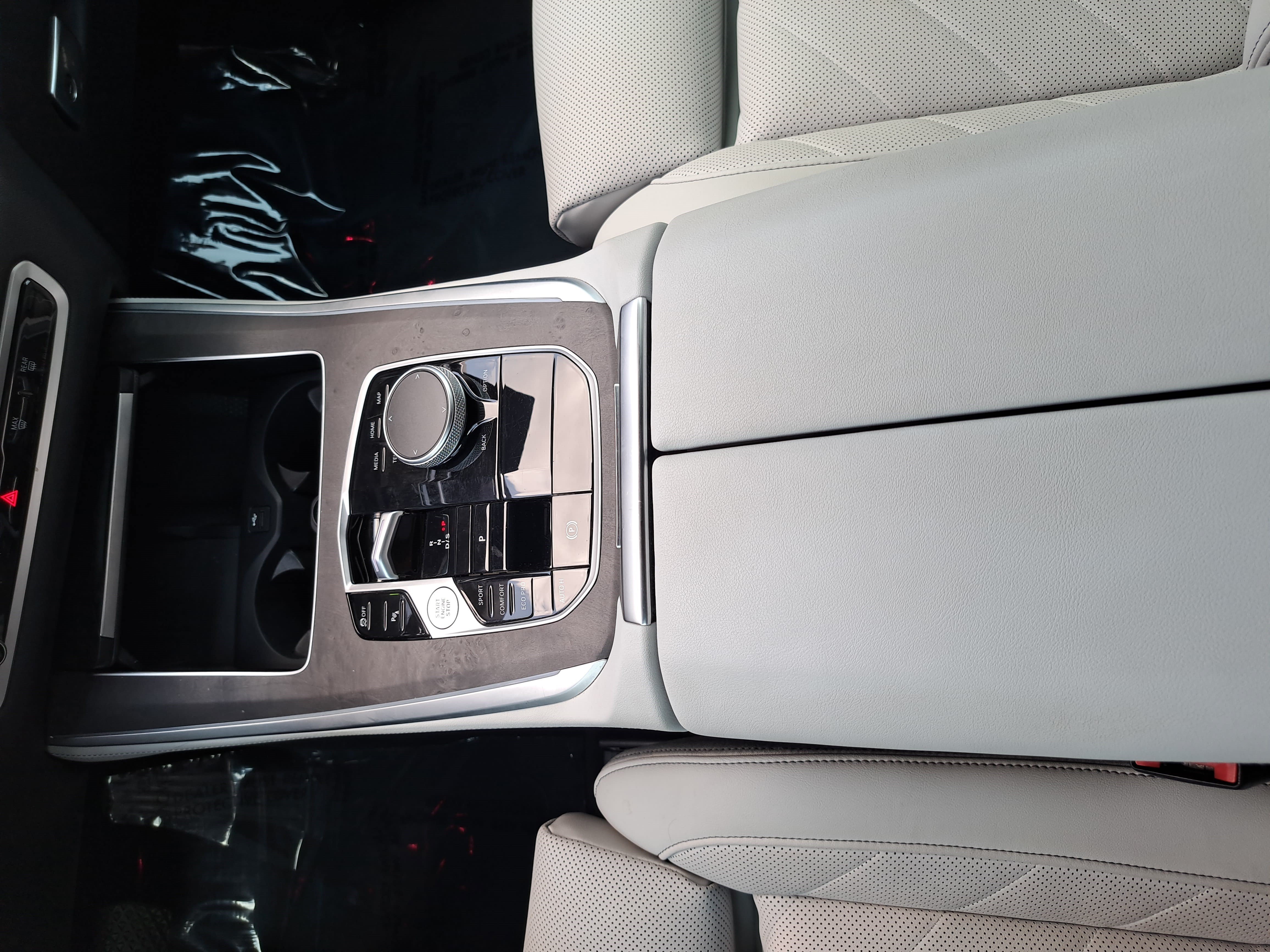 Used 2025 BMW X5 sDrive40i w/ Parking Assistance Package RWD image 21