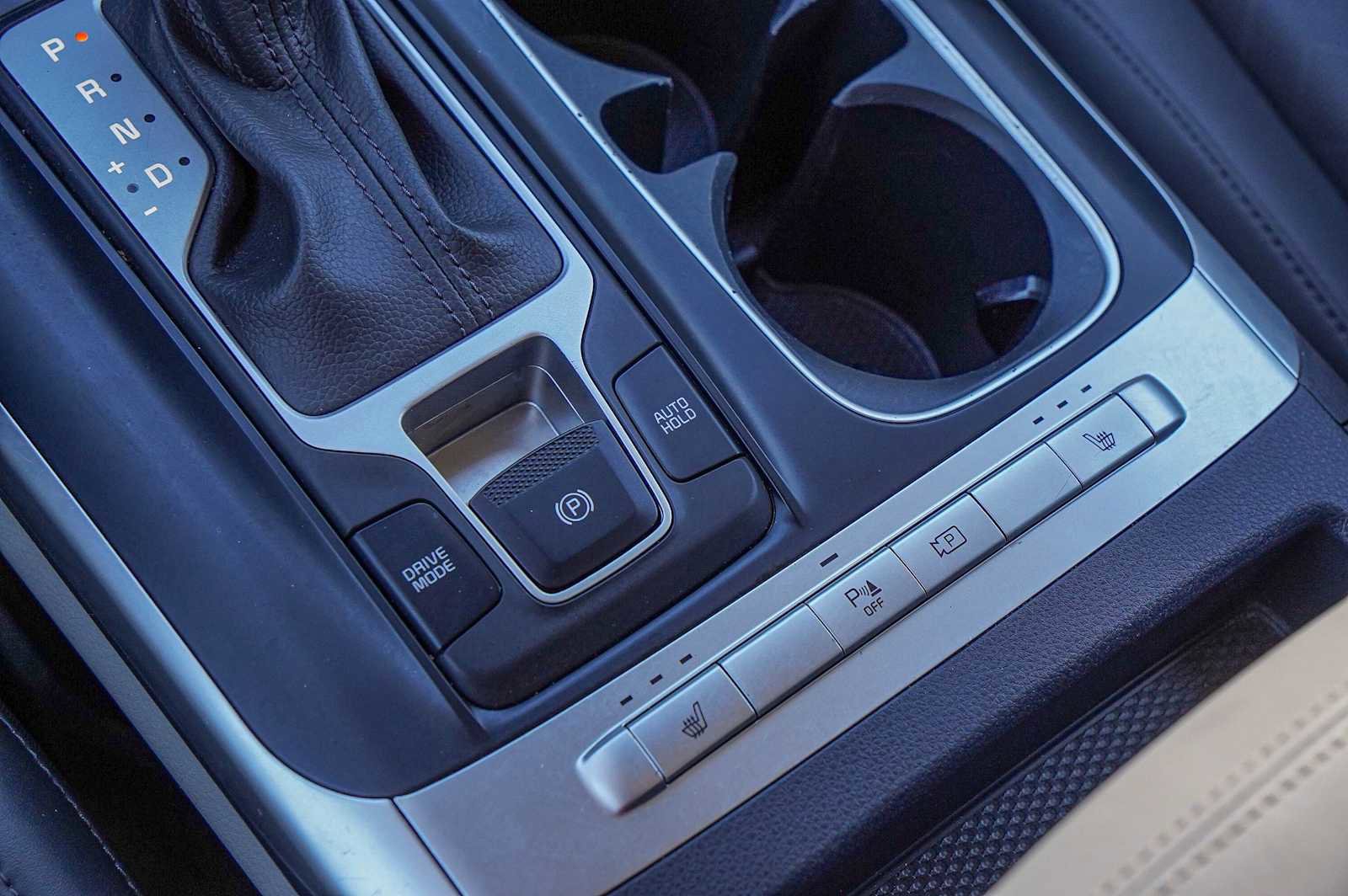 Certified 2024 Kia Carnival LX image 21