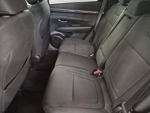 Used 2022 Hyundai Tucson SE AWD/4WD image 17