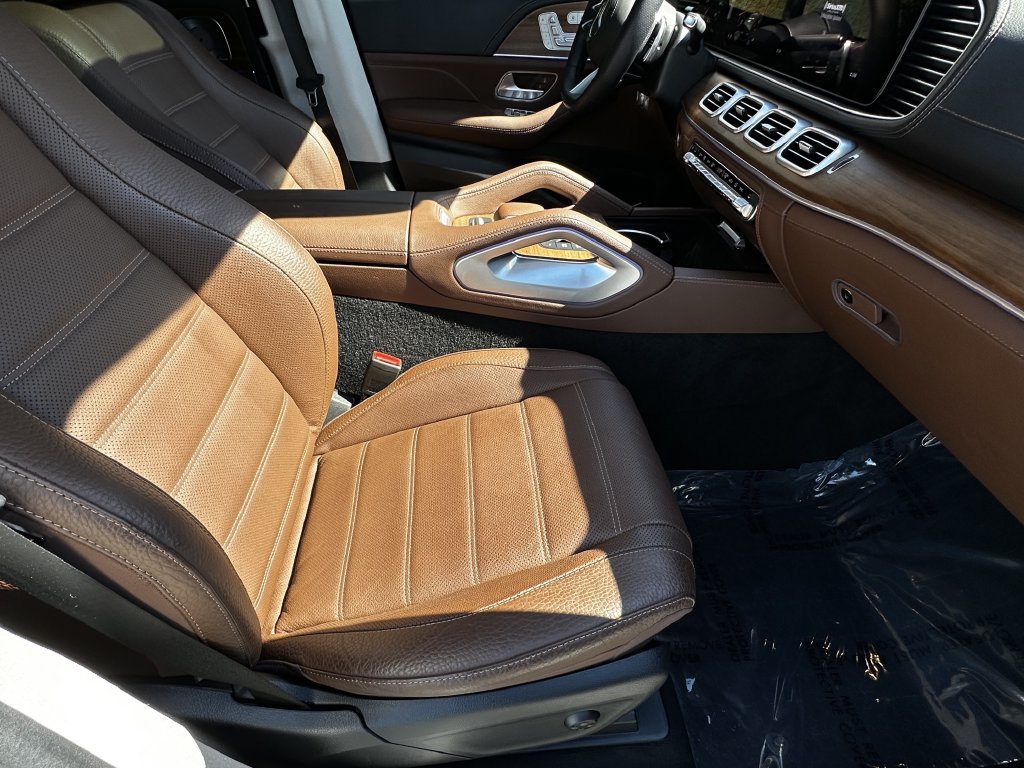 Certified 2024 Mercedes-Benz GLS 450 4MATIC w/ AMG Line Exterior image 15