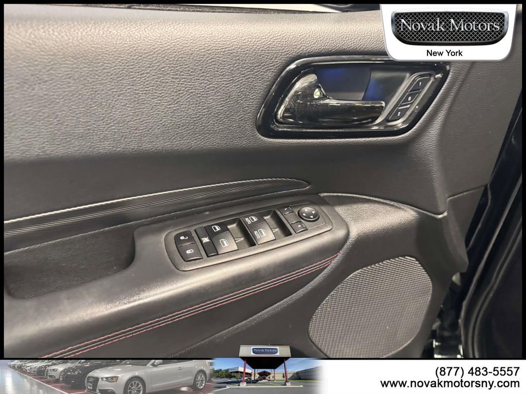Used 2022 Dodge Durango R/T AWD/4WD image 11