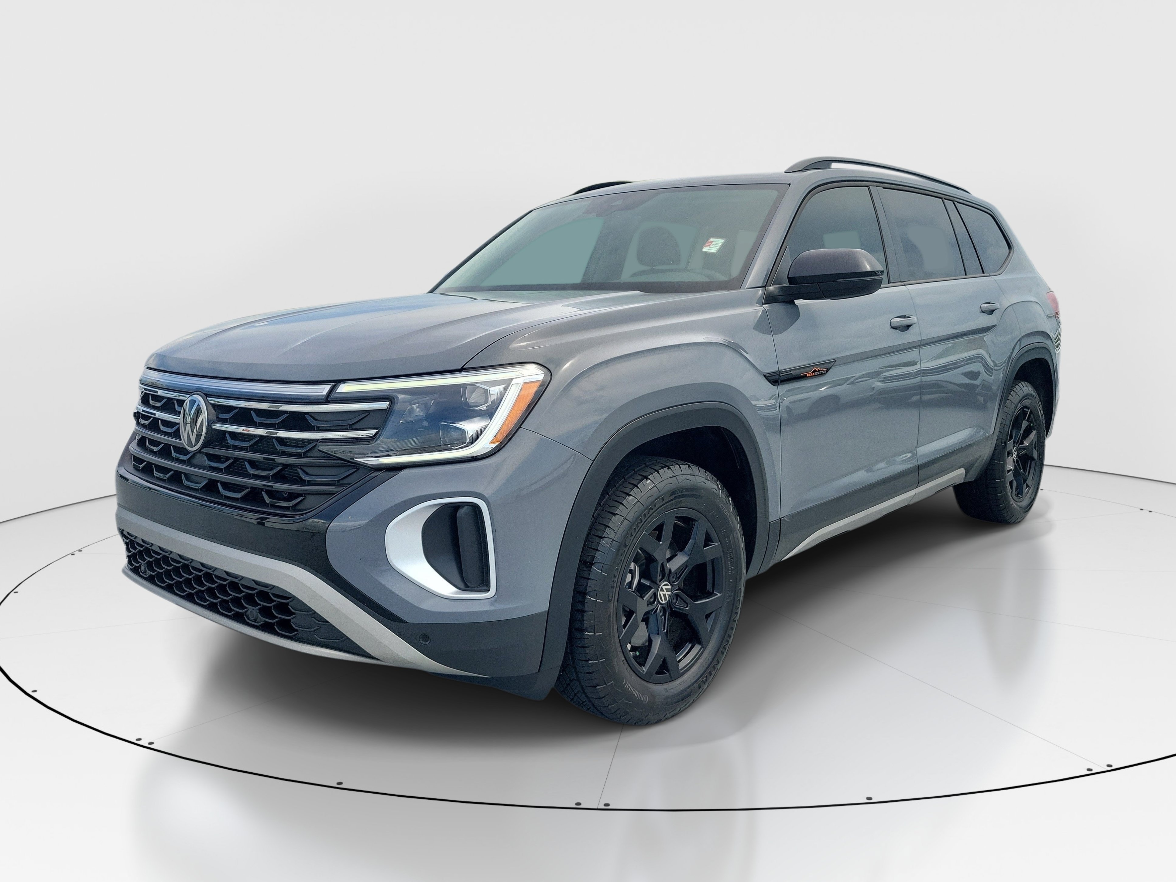Used 2026 Volkswagen Atlas Peak Edition AWD/4WD image 3