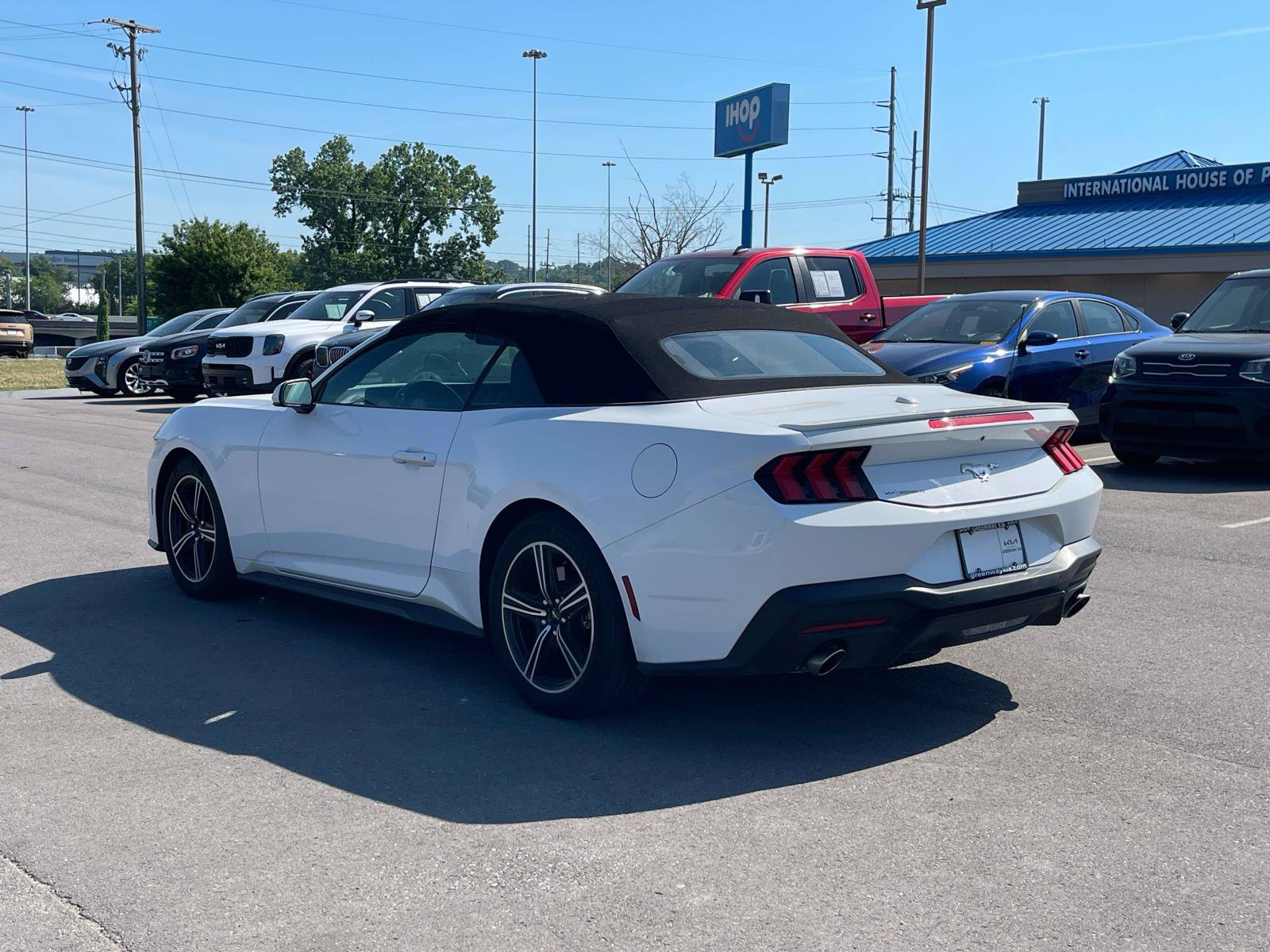 Used 2024 Ford Mustang Premium RWD image 5