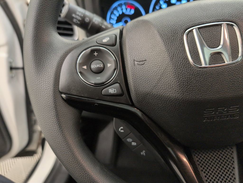 Used 2018 Honda HR-V EX image 42