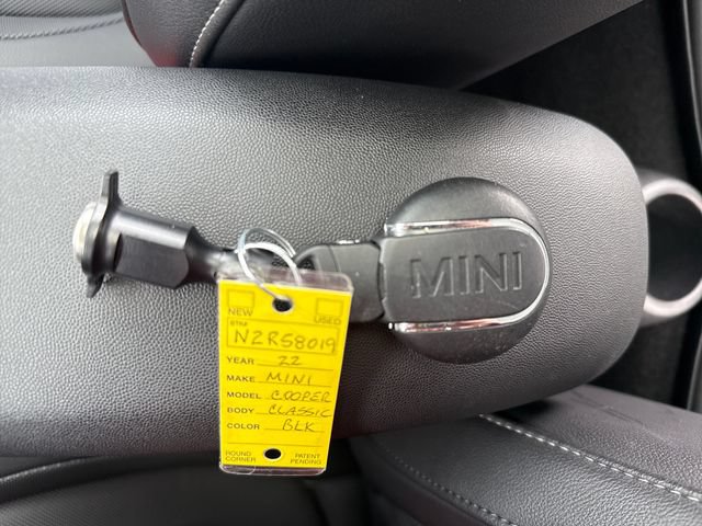 Used 2022 MINI Cooper 2-Door Hardtop FWD image 29