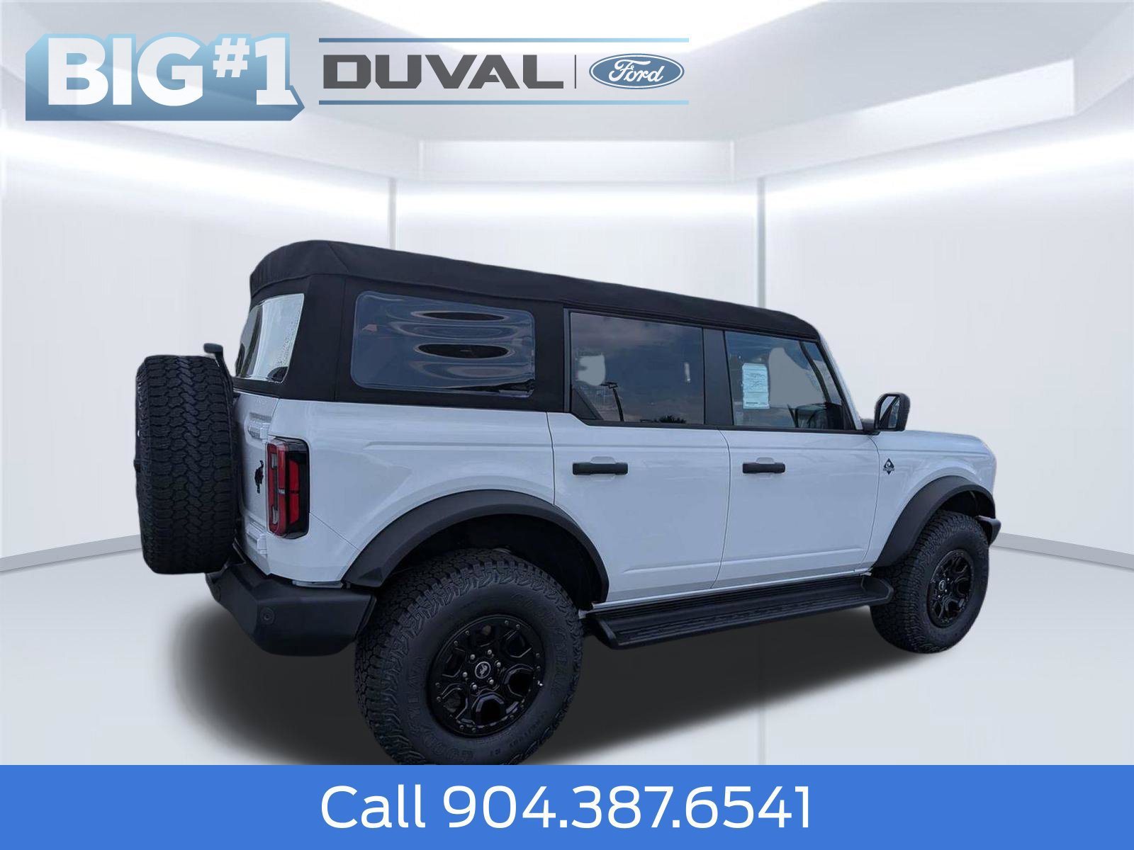 New 2026 Ford Bronco Outer Banks w/ Sasquatch Package AWD/4WD image 3