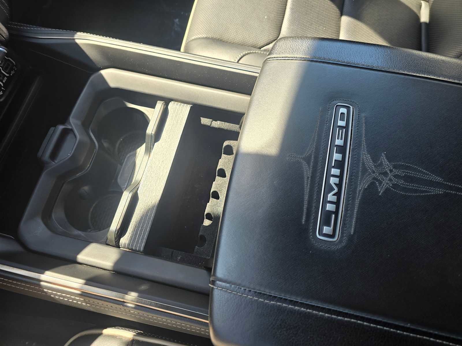 Used 2019 RAM 1500 Limited image 30