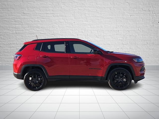 New 2026 Jeep Compass Latitude image 5