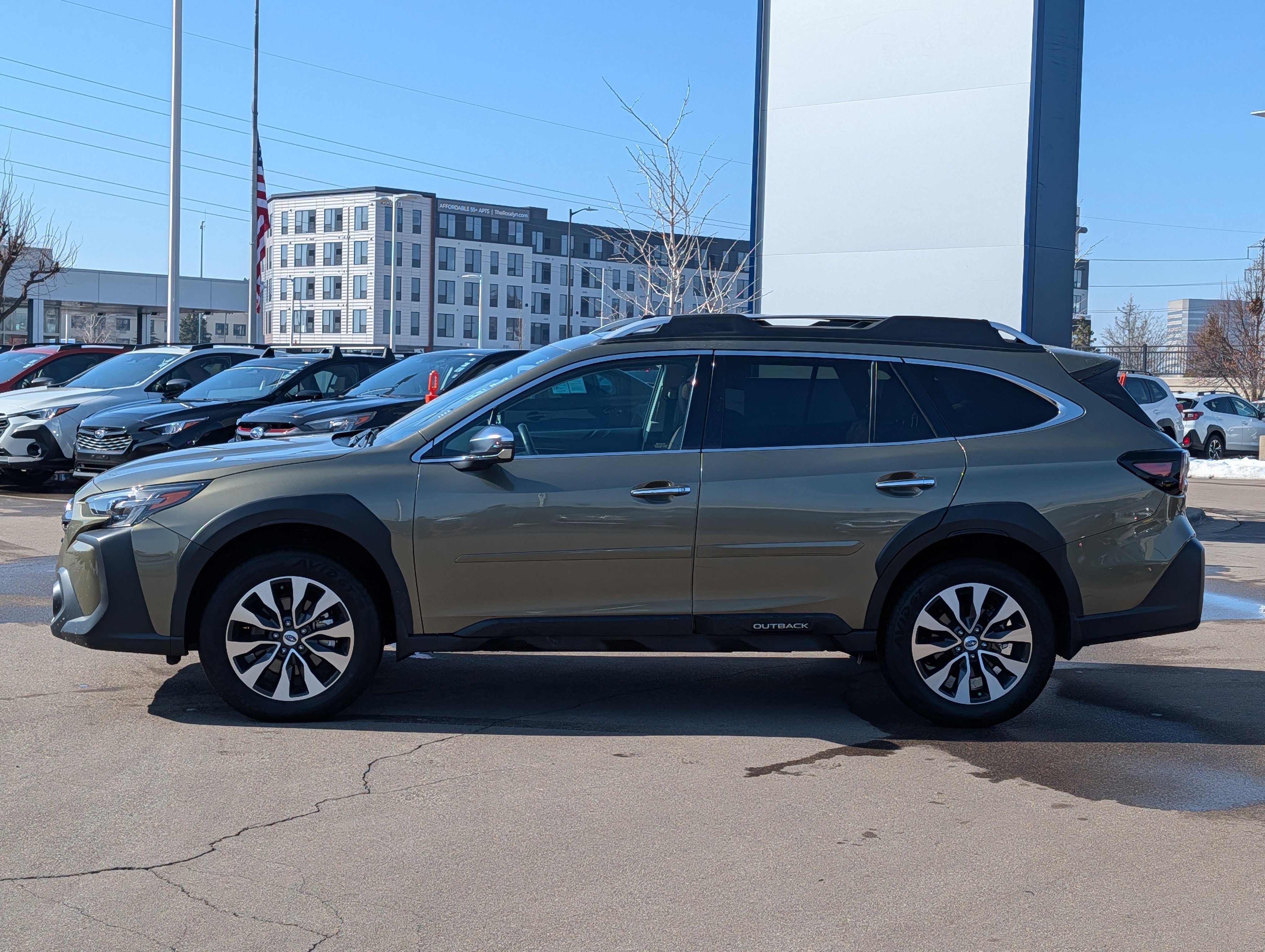 Used 2024 Subaru Outback Touring XT image 4