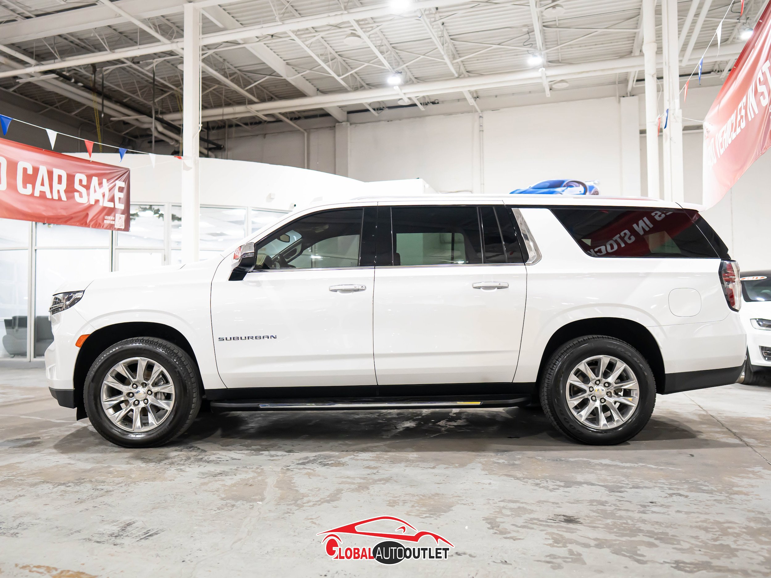 Used 2021 Chevrolet Suburban Premier RWD image 4