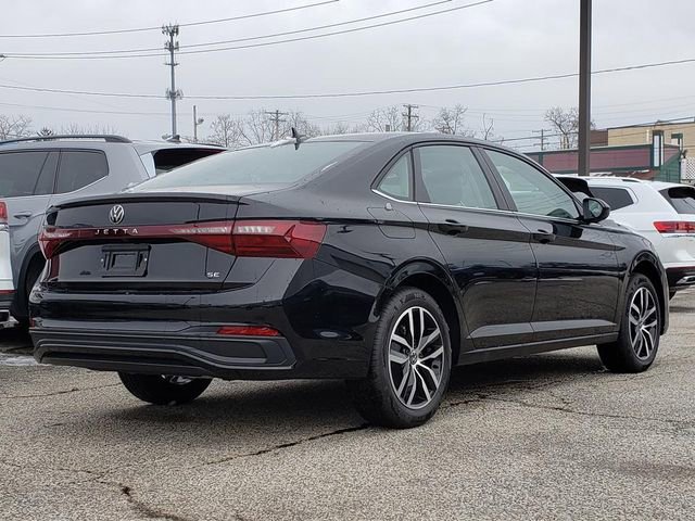 New 2026 Volkswagen Jetta SE image 3