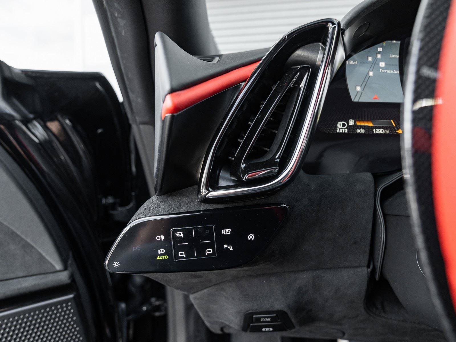Used 2023 Ferrari Roma RWD image 39