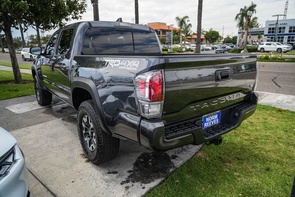 Used 2023 Toyota Tacoma TRD Off-Road w/ Technology Package AWD/4WD image 7