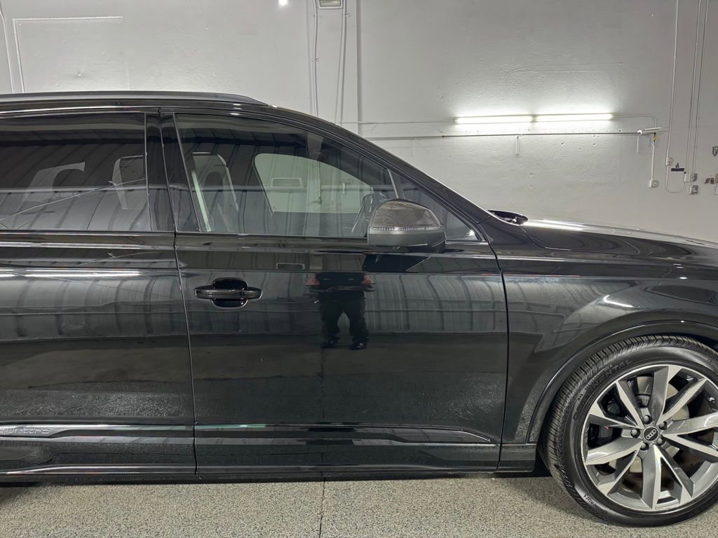 Used 2023 Audi SQ7 Prestige image 4