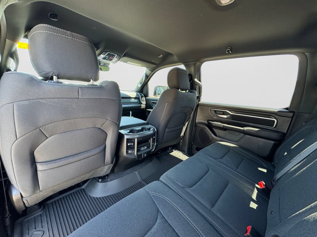 New 2026 RAM 1500 Big Horn AWD/4WD image 13