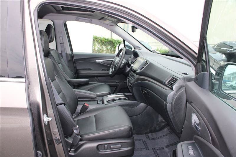Used 2023 Honda Ridgeline RTL-E image 10