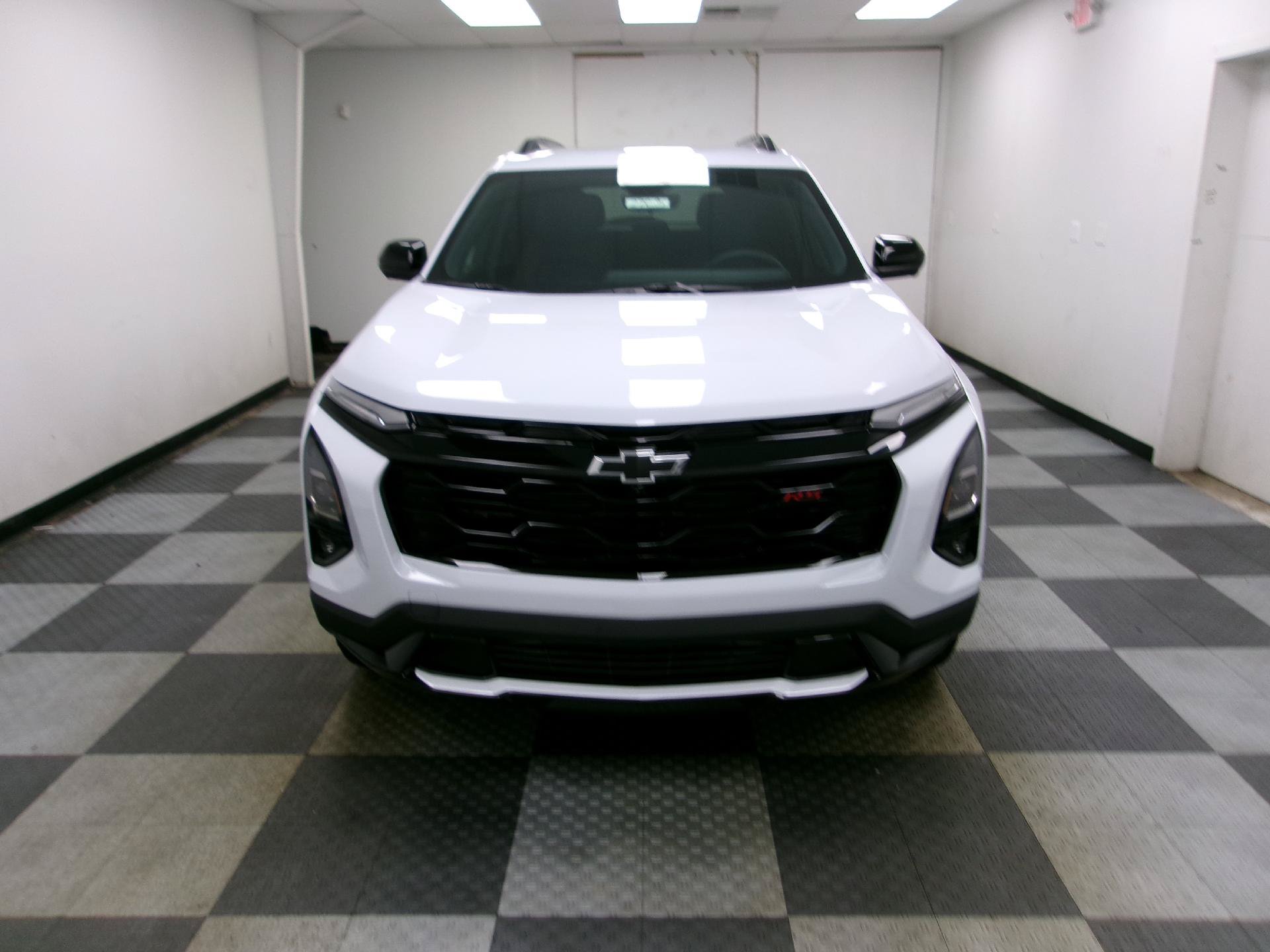 New 2027 Chevrolet Equinox RS w/ Safety and Technology Package FWD image 16