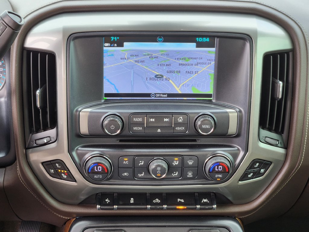 Used 2018 Chevrolet Silverado 1500 LTZ w/ Sport Package AWD/4WD image 19