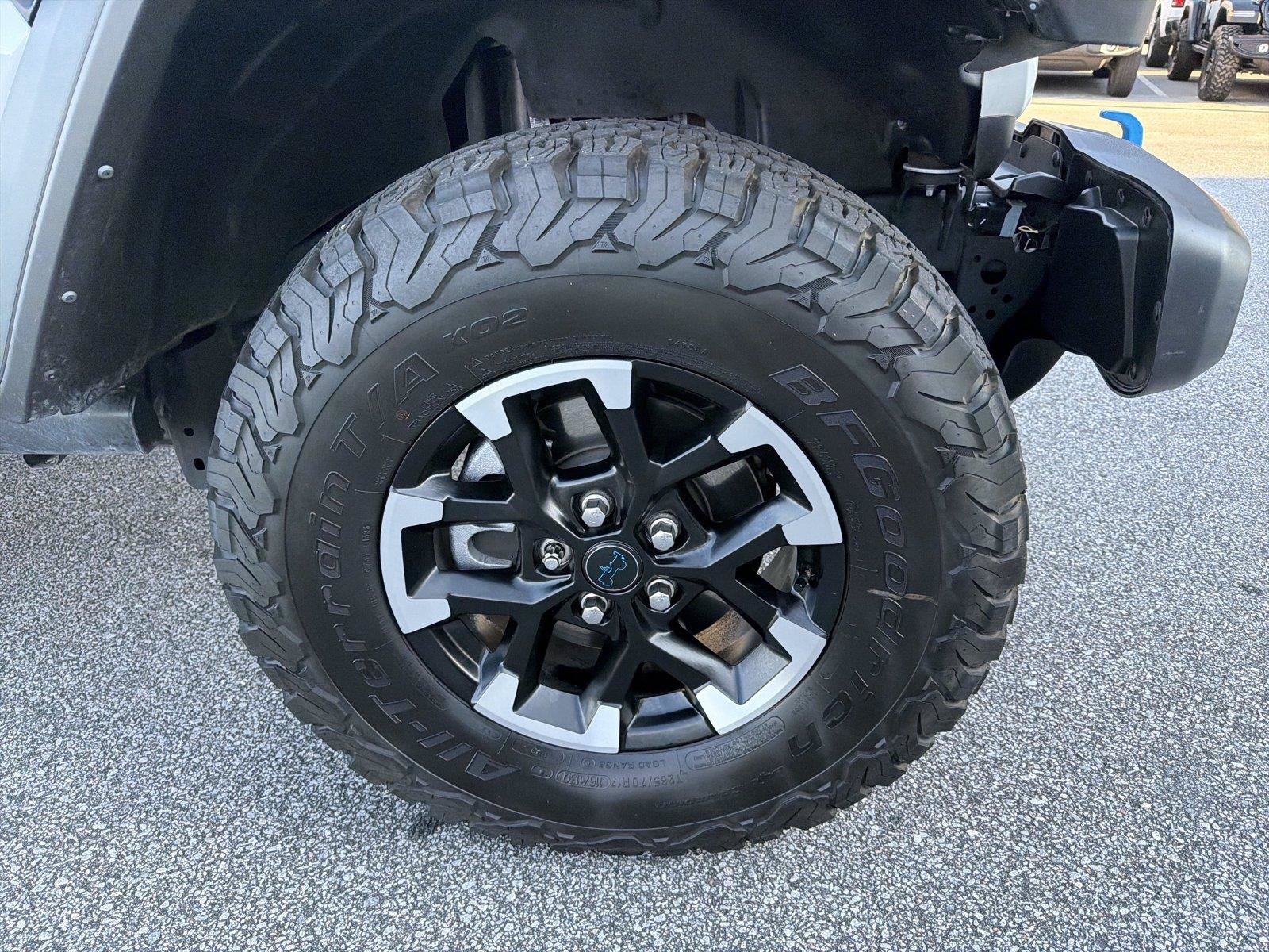 Used 2025 Jeep Wrangler Unlimited Rubicon 4xe w/ Safety Group AWD/4WD image 11