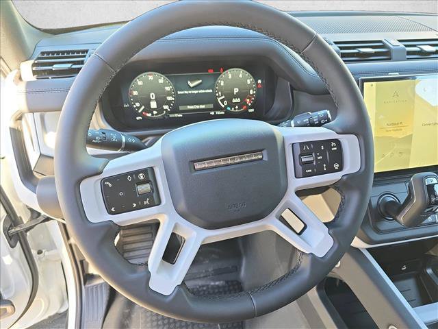 New 2026 Land Rover Defender 110 X-Dynamic SE AWD/4WD image 18