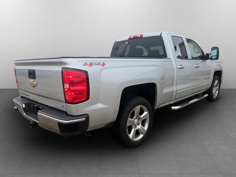 Used 2015 Chevrolet Silverado 1500 LT w/ LT Convenience Package image 6