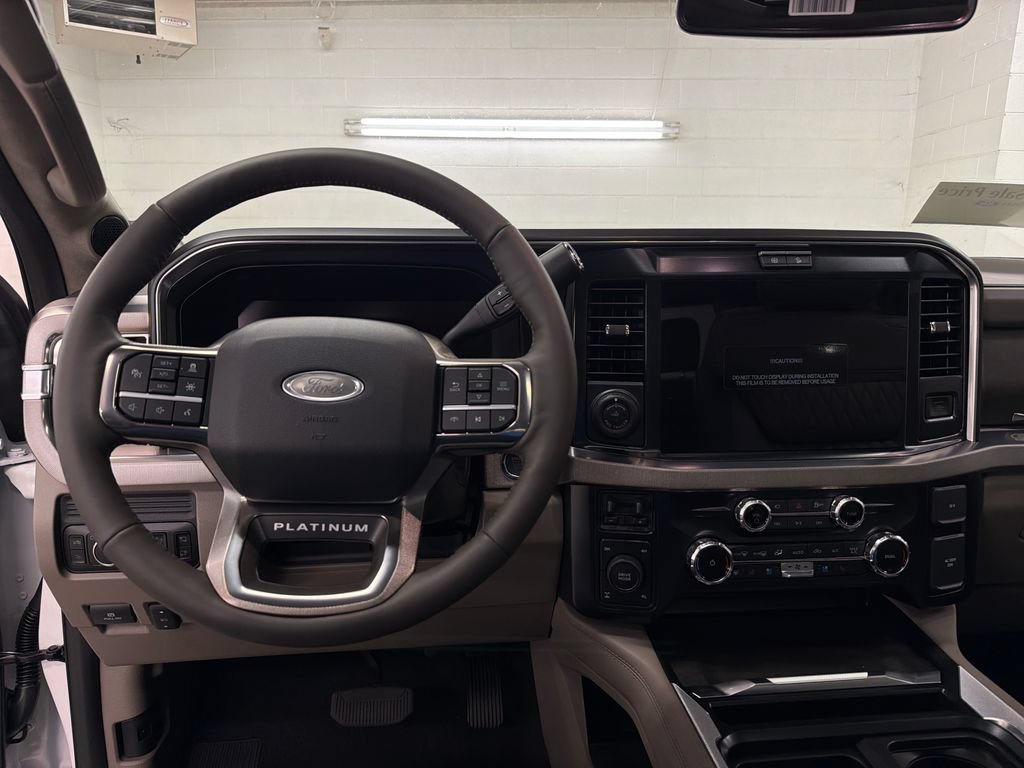 New 2026 Ford F250 Platinum w/ Platinum Plus Package AWD/4WD image 8