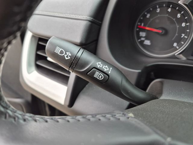 Used 2022 GMC Terrain SLT w/ Infotainment Package II AWD/4WD image 22