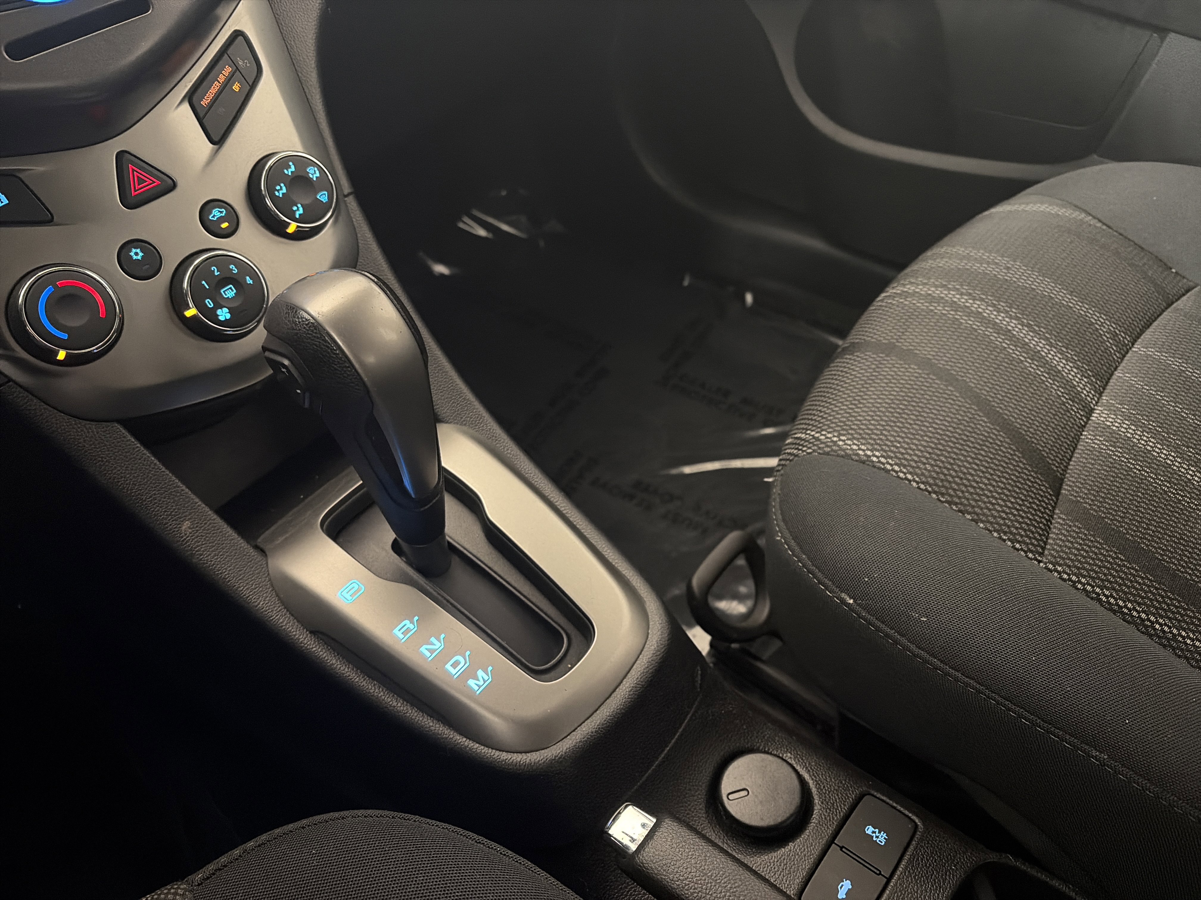 Used 2015 Chevrolet Sonic LT image 23