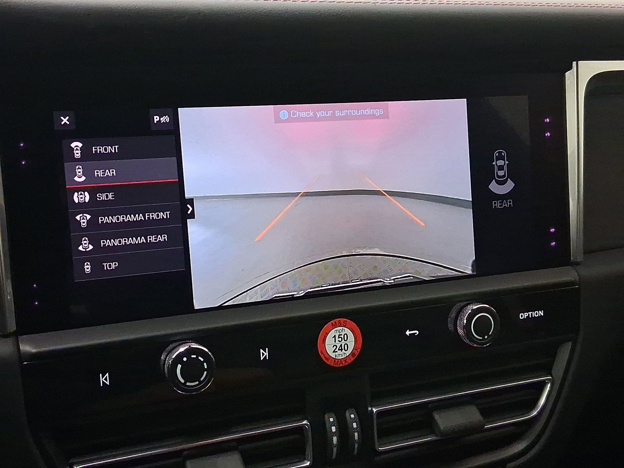 Certified 2025 Porsche Macan GTS image 26