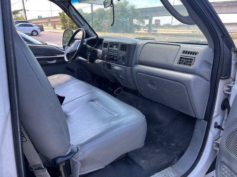 Used 2003 Ford F350 XL image 7