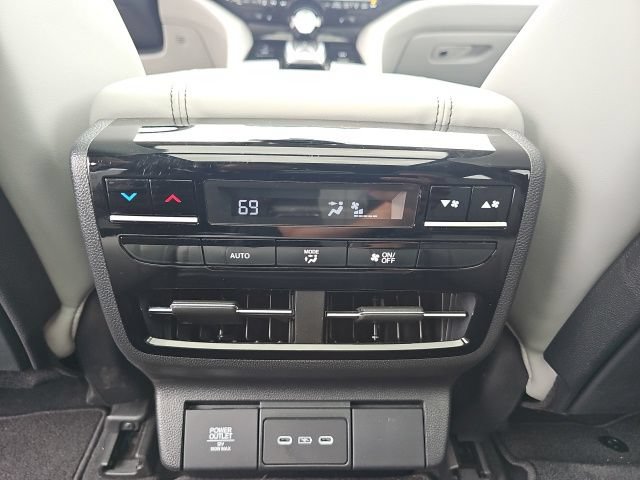 Used 2025 Acura MDX w/ Technology Package FWD image 25