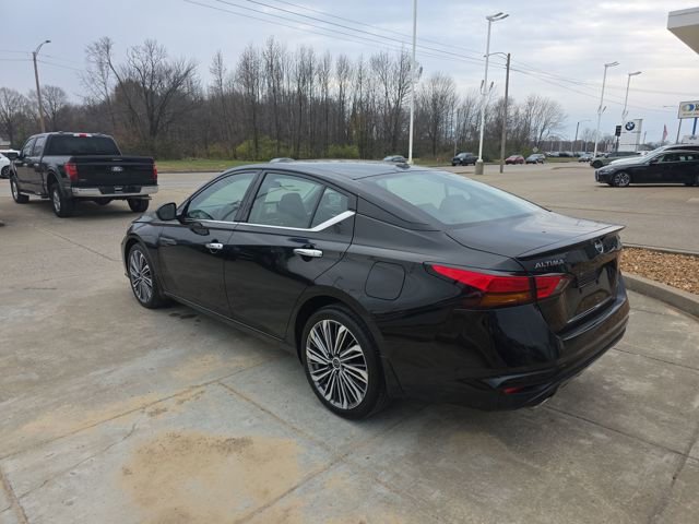 Used 2024 Nissan Altima 2.5 SL image 3