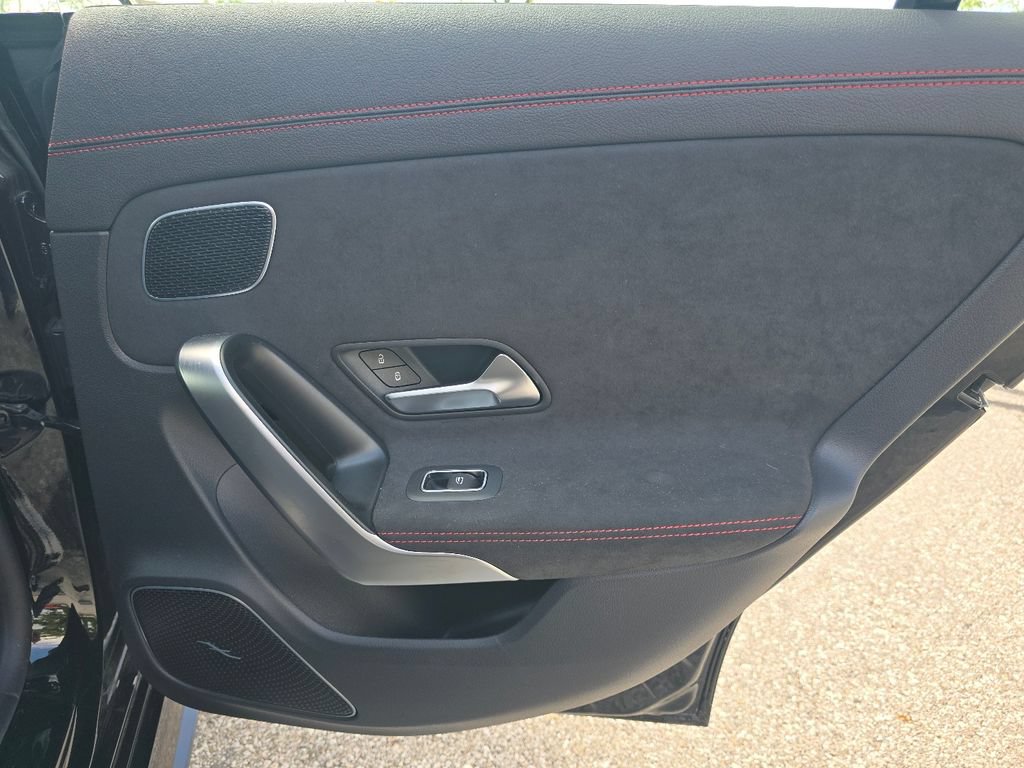 Used 2024 Mercedes-Benz CLA 250 4MATIC image 22