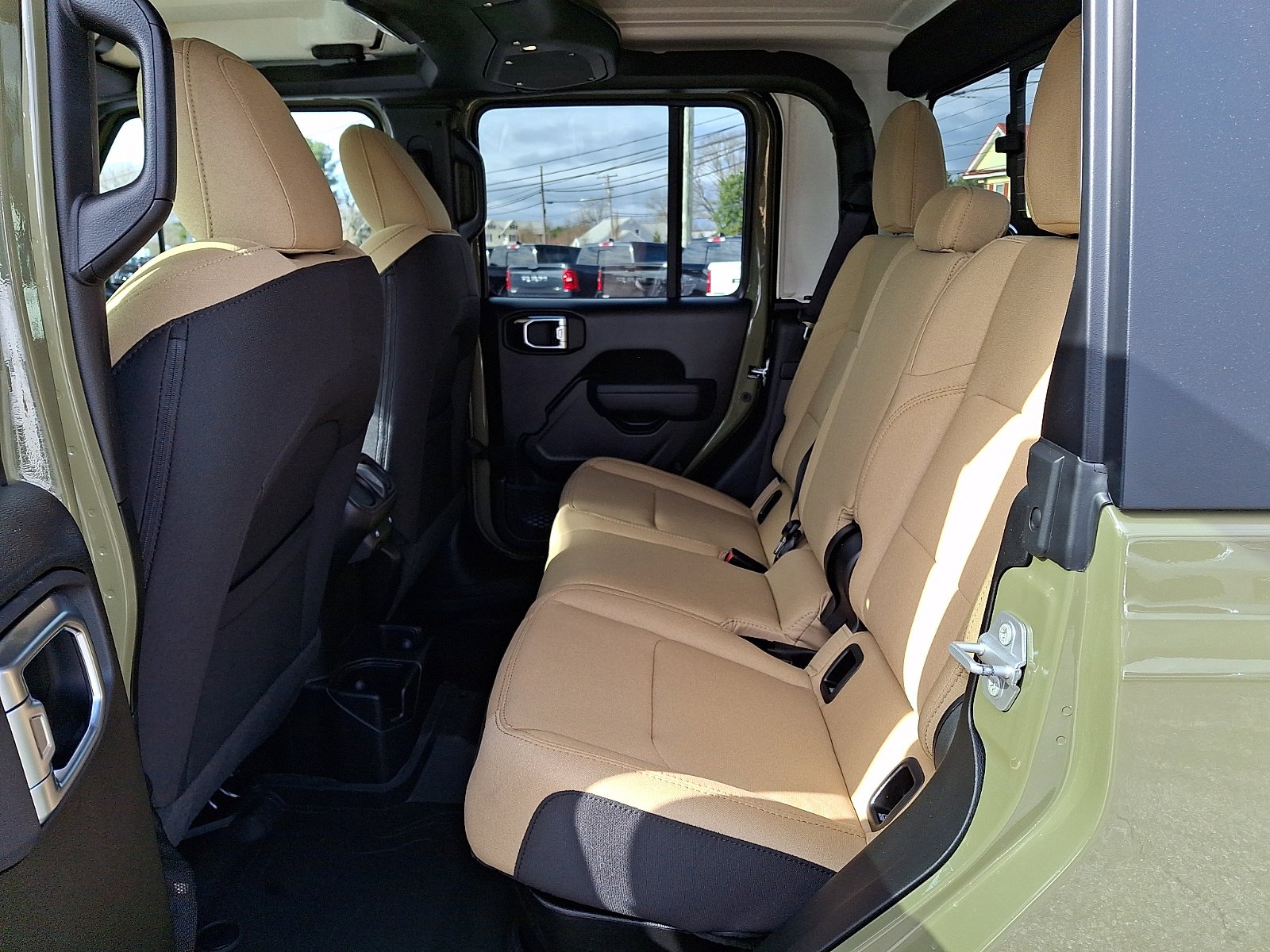 New 2026 Jeep Gladiator Willys AWD/4WD image 10