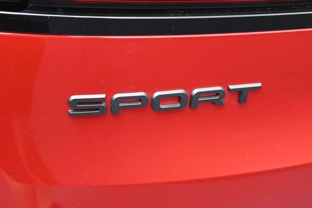 Used 2025 Land Rover Range Rover Sport Dynamic SE AWD/4WD image 8