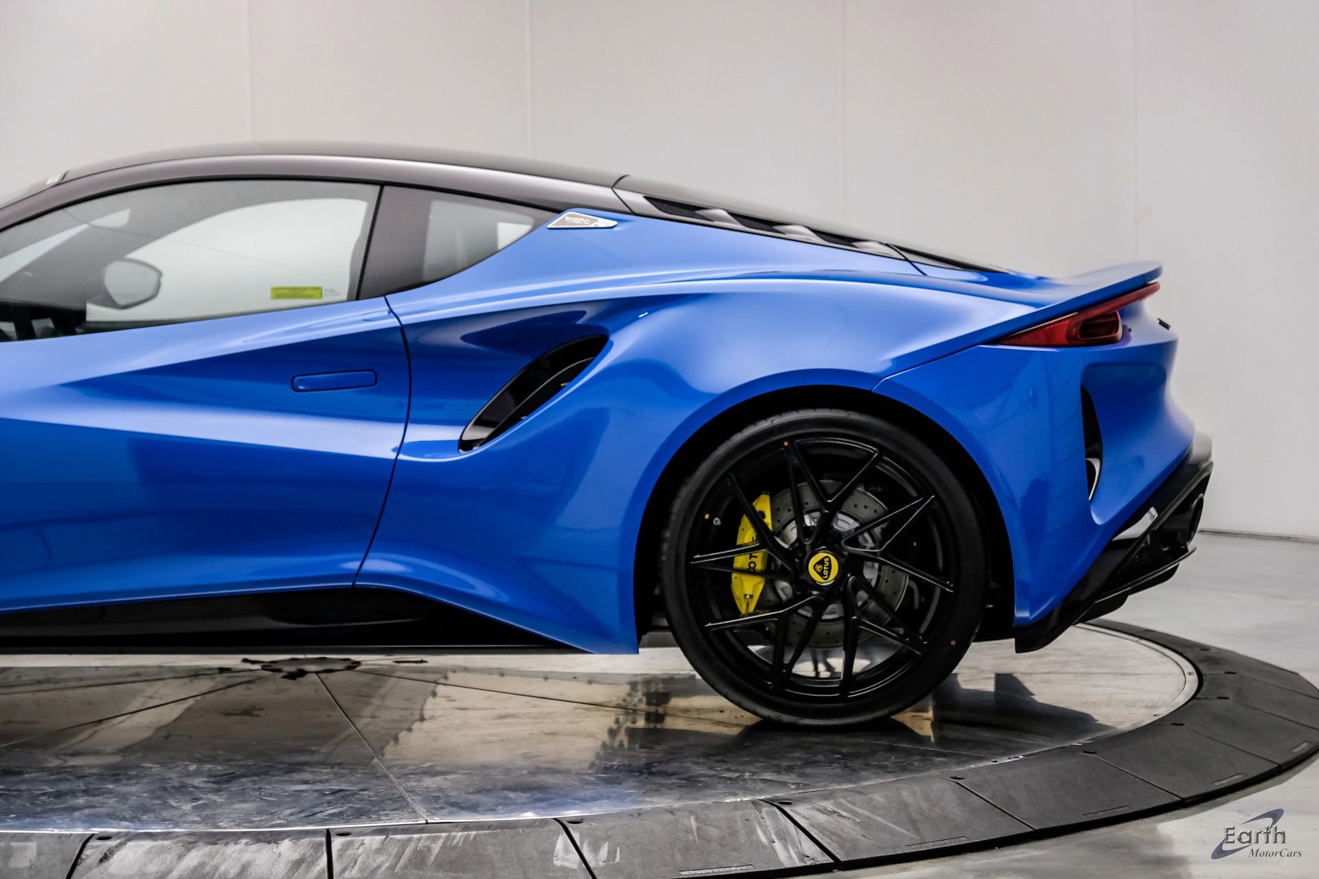 New 2026 Lotus Emira SE image 11